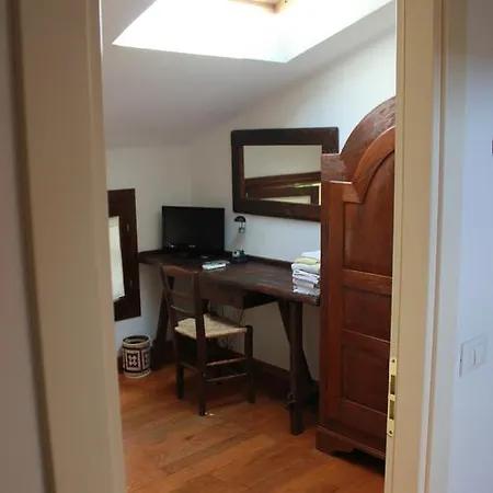 Al Borgo לינה וארוחת בוקר *